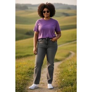 Eddie Bauer Authentic Voyager High Rise Straight Jeans Size 16 NWT 85.00